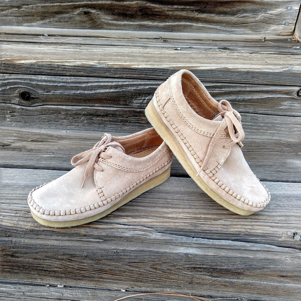 Clarks Originals Wallabee Suede Chukka Shoes EUC!